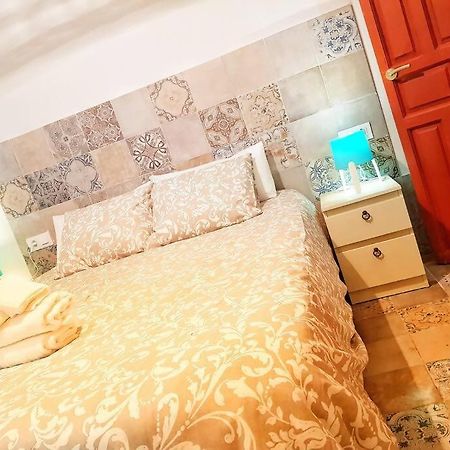 B Reform Netflix Parking Segun Disponibilidad Apartment Sevilla Exterior foto