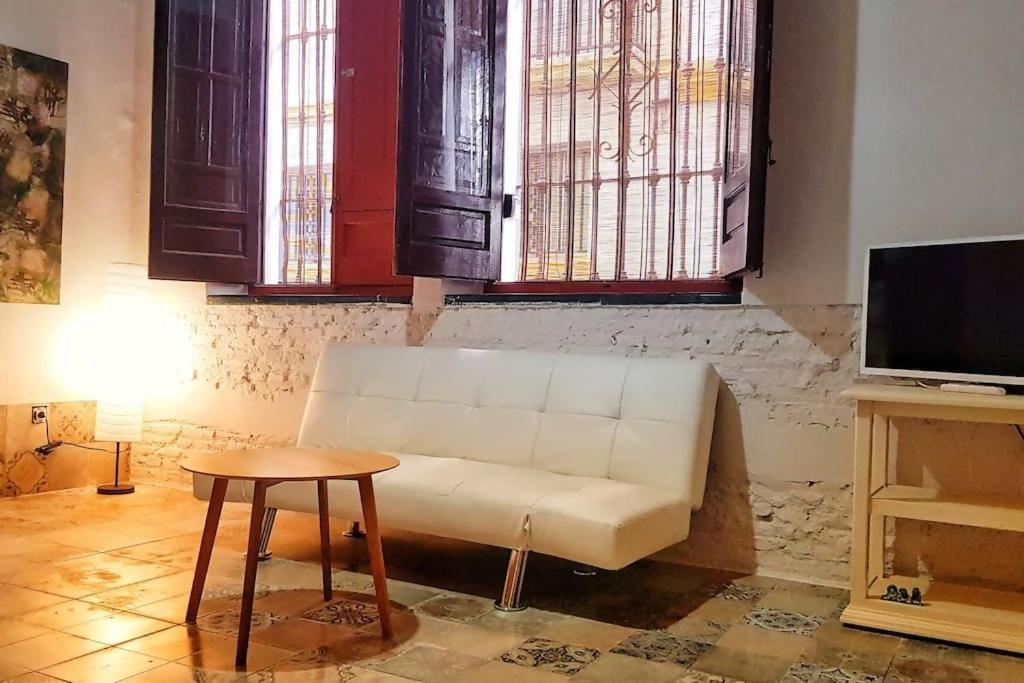 B Reform Netflix Parking Segun Disponibilidad Apartment Sevilla Exterior foto